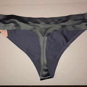 New with Tags VS Large Thong Panty
